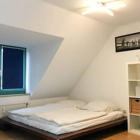Helles Studio Appartment 15Min Von Koeln City