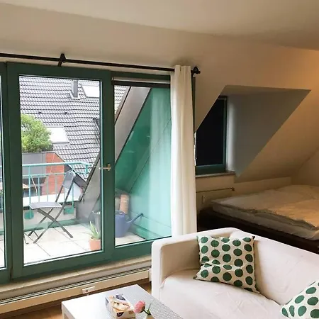 شقة Helles Studio Appartment 15Min Von Koeln City